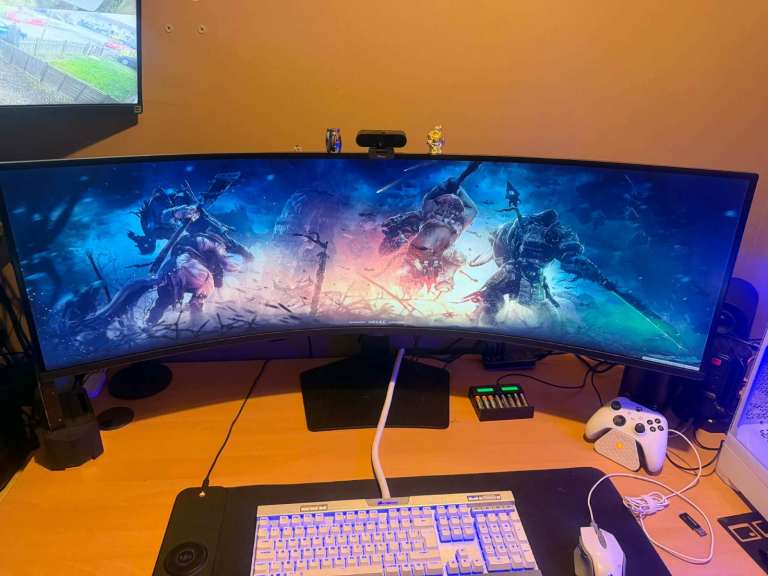 Samsung Odyssey g9 49inch curved