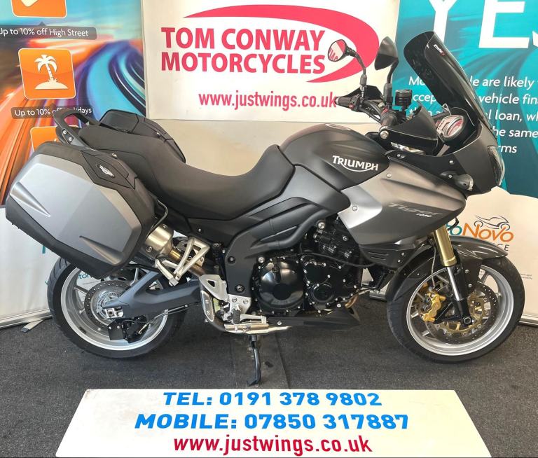 TRIUMPH TIGER 1050 SE, 2010(10), ONLY 5,630 GENUINE MILES, PERFECT BIKE, £4995