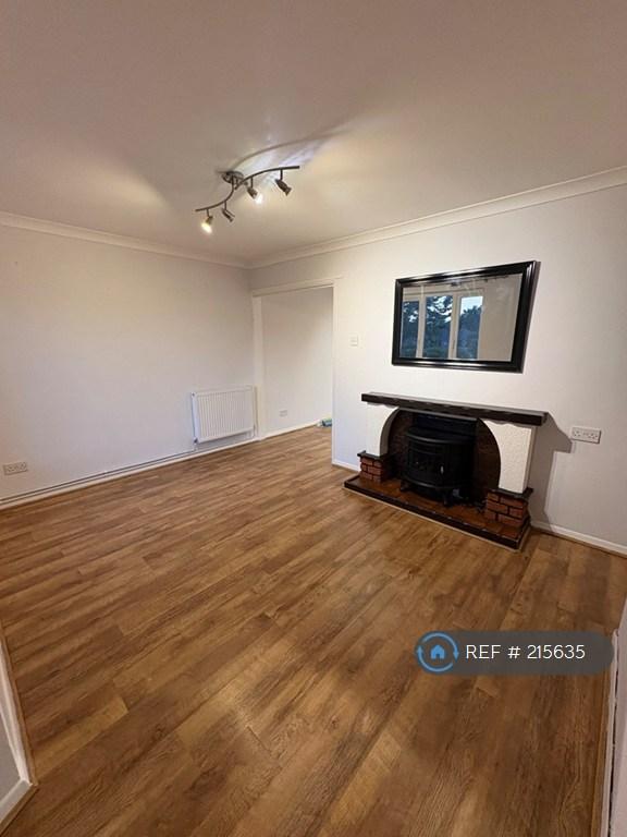 3 bedroom house in The Tideway, Rochester, ME1 (3 bed) (#215635)