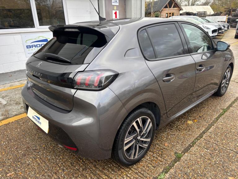 2023 Peugeot 208 1.2 PureTech 100 Allure Premium + 5dr EAT8 HATCHBACK PETROL Automatic