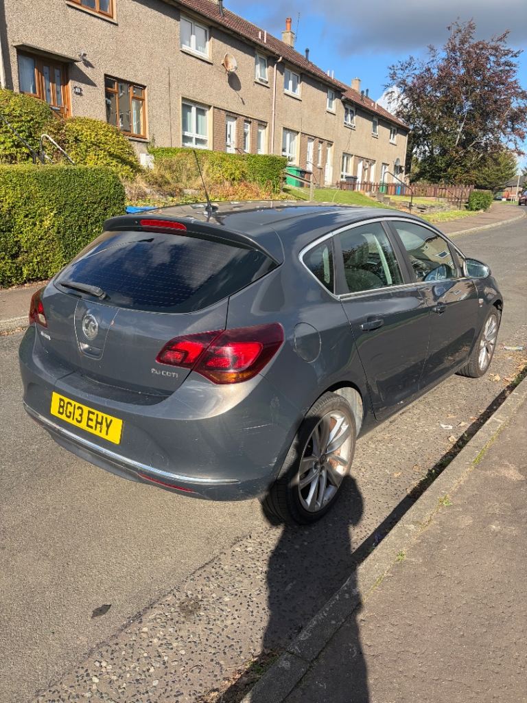 Vauxhall, ASTRA, Hatchback, 2013, Manual, 1598 (cc), 5 doors