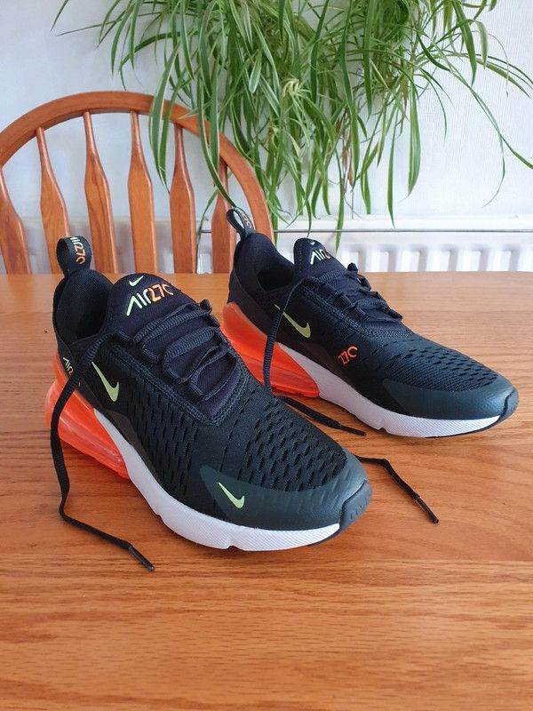 Nike Airmax 270 Trainers. Size UK 4.5 Men.