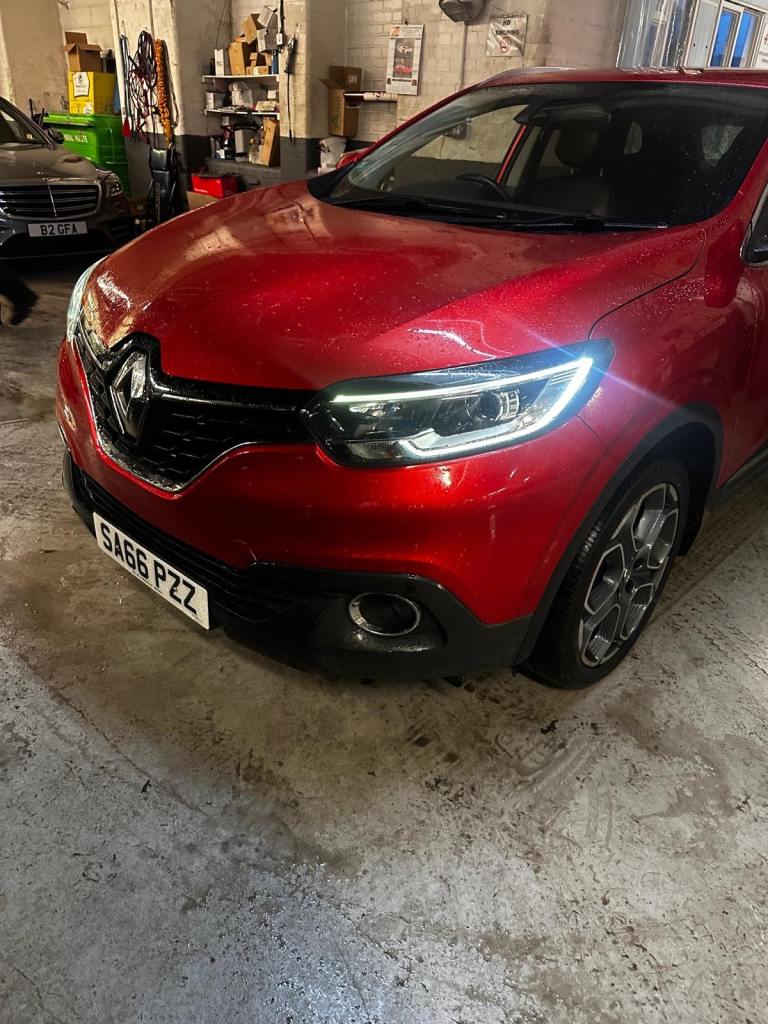 Renault, KADJAR, Hatchback, 2016, Manual, 1598 (cc), 5 doors