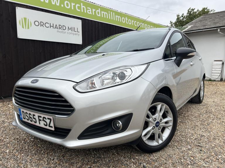 FORD FIESTA 1.3 Zetec 2015