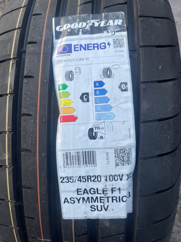 Alloys New Eagle F1 tyre 235/45R20 20” alloy wheels 