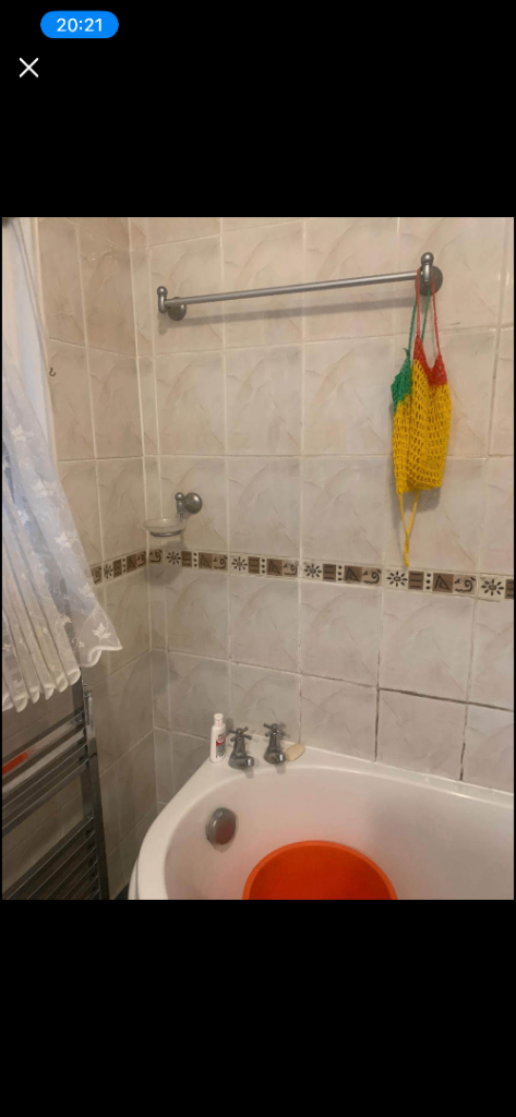 Double room to let 