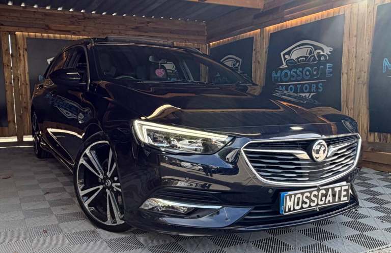 2017 Vauxhall Insignia 2.0 Turbo D BlueInjection Elite Nav Sports Tourer Auto Euro 6 (s/s) 5dr ES...