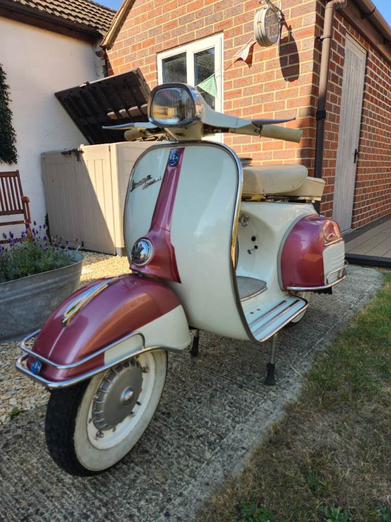 Vespa Piaggio, 1968, 150 (cc)