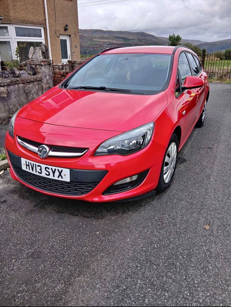 Vauxhall, ASTRA, Estate, 2013, Other, 1598 (cc), 5 doors