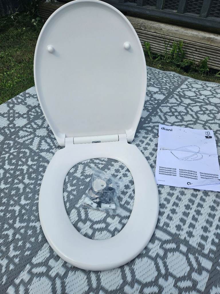 Toilet Seat Brand New