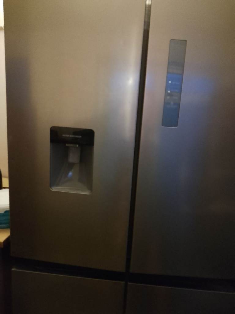 Kenwood Fridge/freezer 