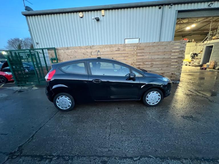 2013 Ford Fiesta 1.25 Style 3dr HATCHBACK Petrol Manual