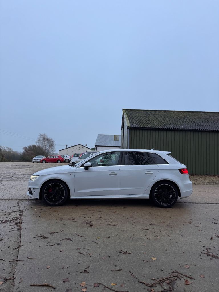 Audi, A3, Hatchback, 2014, Manual, 1395 (cc), 5 doors