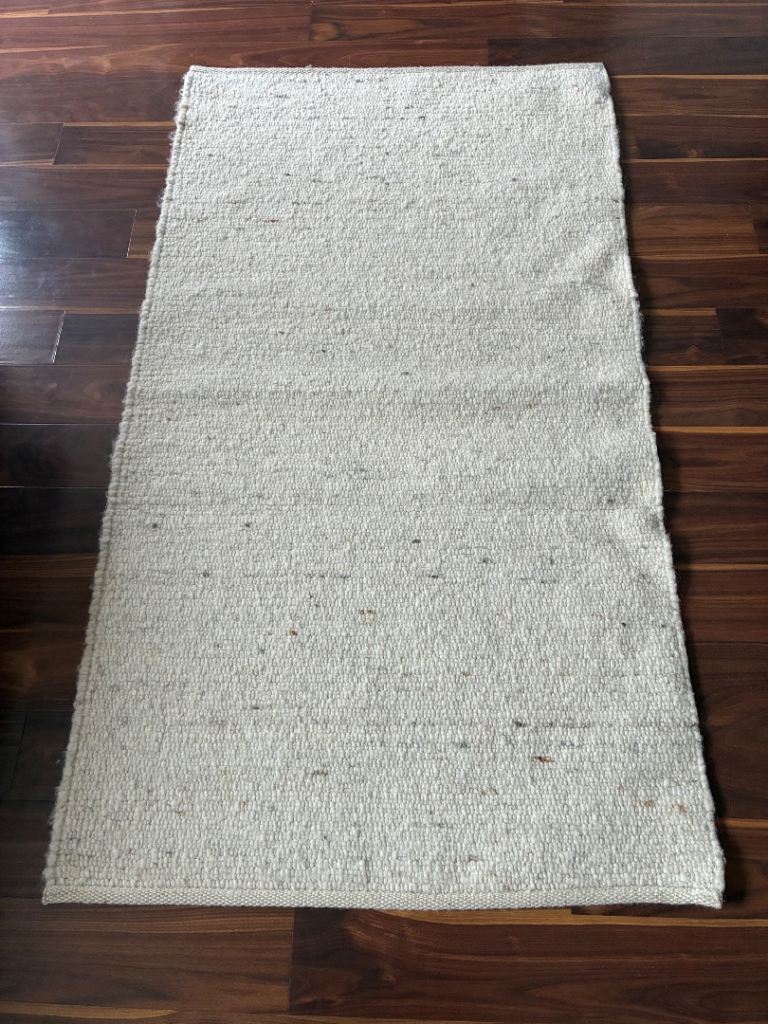 Cream Woven Rug 90x160cm - Good Condition