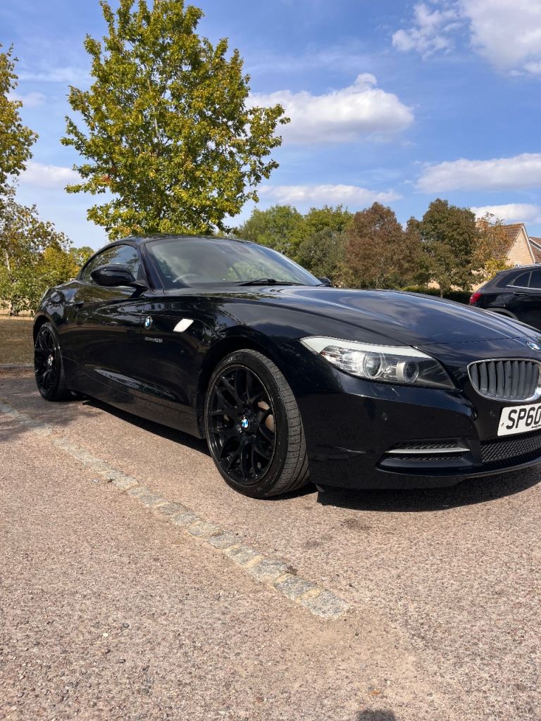 BMW Z4 SDrive 23i Convertible, 2010