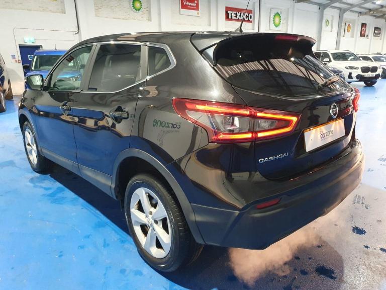 2017 Nissan Qashqai 1.2 DiG-T Acenta 5dr HATCHBACK PETROL Manual