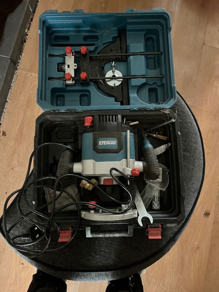 Erbauer router