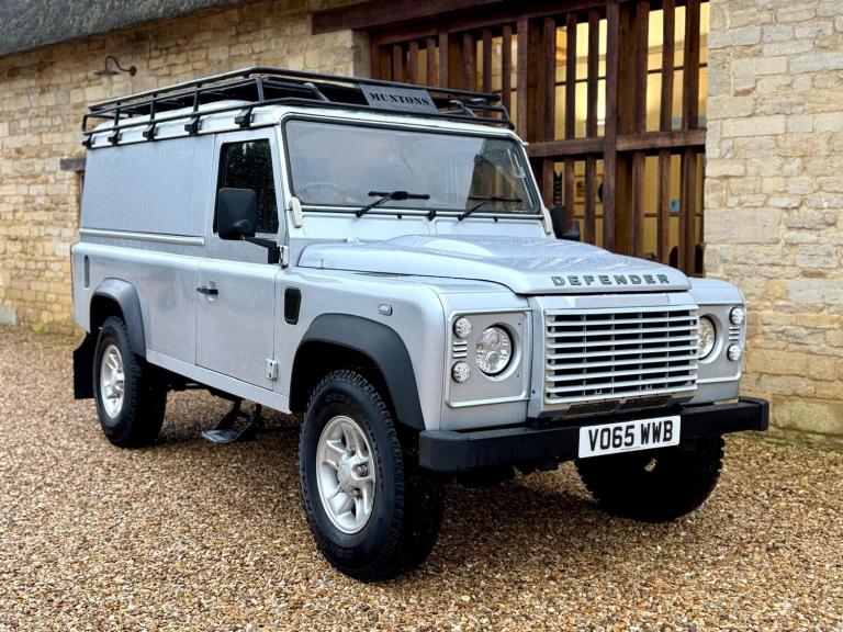 2015 Land Rover Defender Hard Top TDCi [2.2] PANEL VAN Diesel Manual