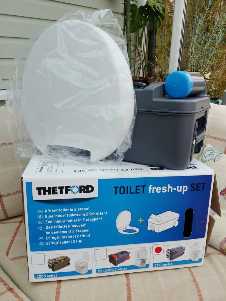 THETFORD C220 HOLDING TANK FOR C223 C224 TOILET FRESH UP KIT CASSETTE for CARAVAN or MOTORHOME