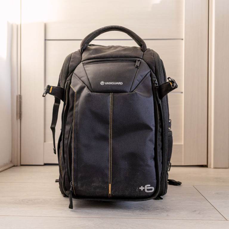 Vanguard Alta Rise 45 DSLR Camera Backpack