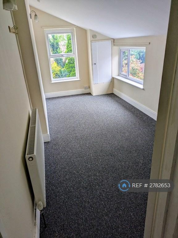 4 bedroom house in Kennington Avenue, Kingswood, Bristol, BS15 (4 bed) (#2782653)