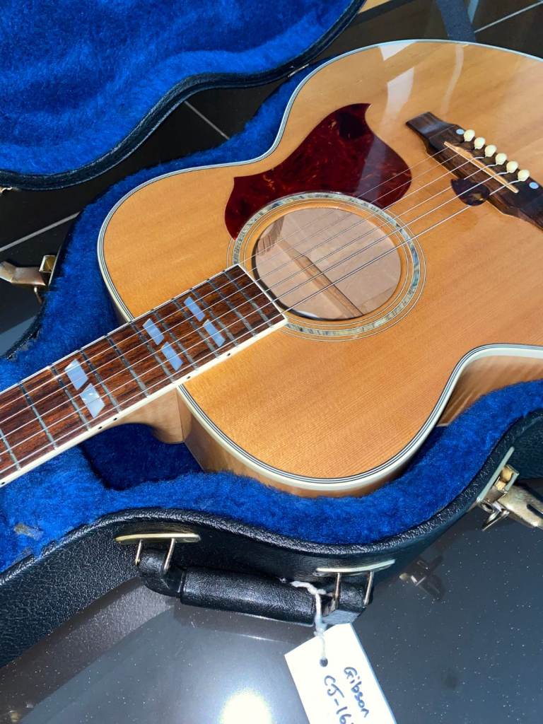 Gibson CJ-165 Acoustic Guitar. Sruce/Maple Mini Jumbo. 2008