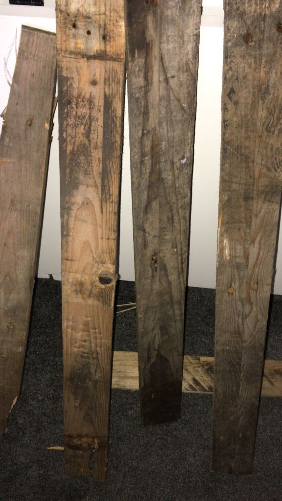 2 wooden pallets 