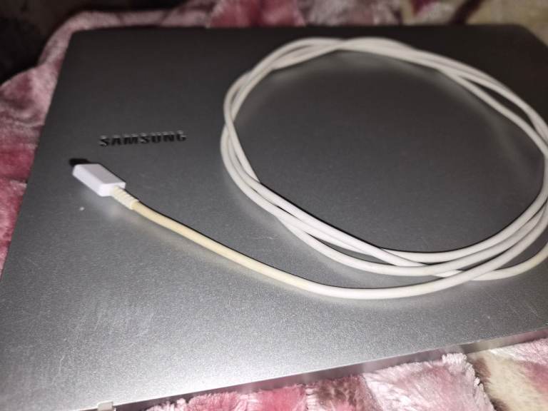 Samsung laptop top memory 