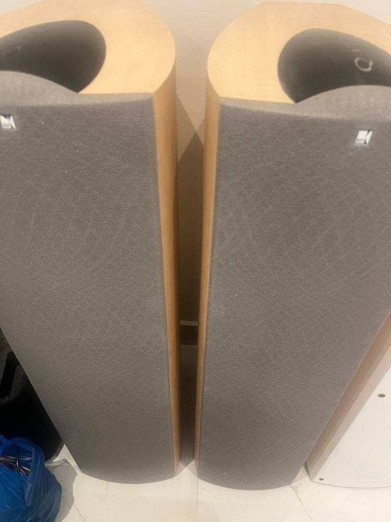 Kef 5.1 speakers and Amp