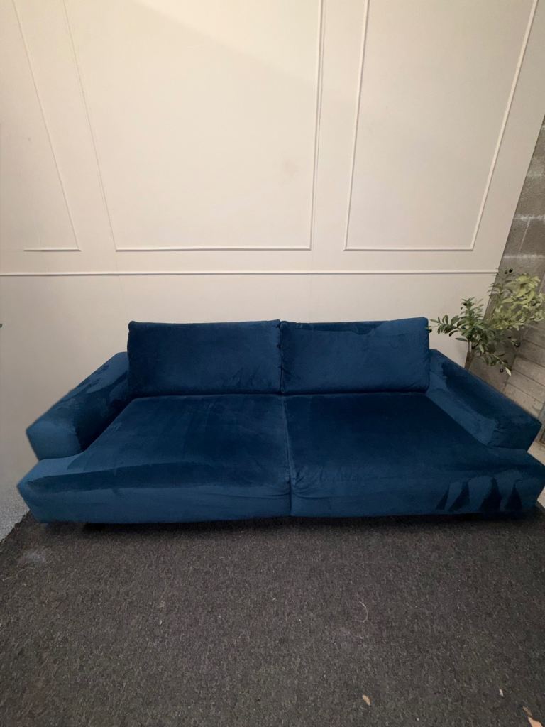 Velvet Navy Blue 3 Seater Sofa | DELIVERY AVAILABLE!