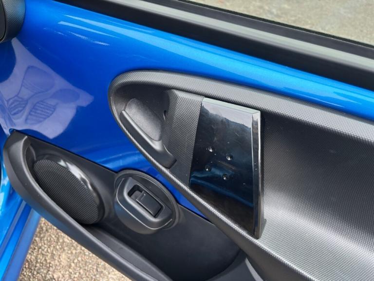 2013 Citroen C1 1.0i VTR+ Hatchback 5dr Petrol EGS5 Euro 5 (68 ps) Hatchback Petrol Automatic