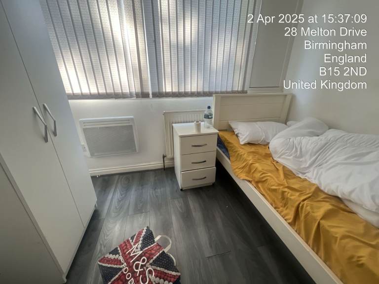 Your London escape route: 🗺️ Birmingham, starting from £10/week service charge. 📍