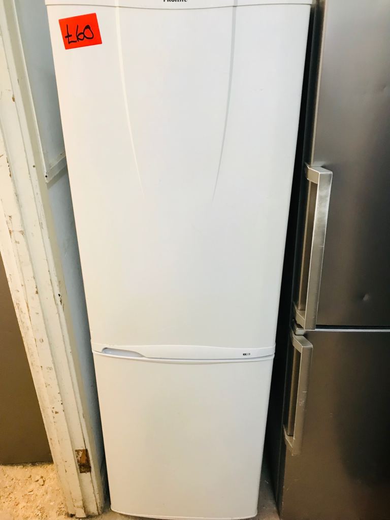 🚚 pro line frost free fridge freezer can deliver £60