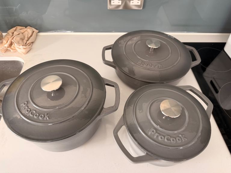 Cast Iron Pro Cook Cast Iron Casserole Dish/ Pans -3 Piece set