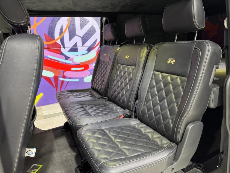 2017 Volkswagen Transporter 2.0 TDI BMT 204 Highline Kombi / Camper Van DSG Crew Van Diesel Autom...