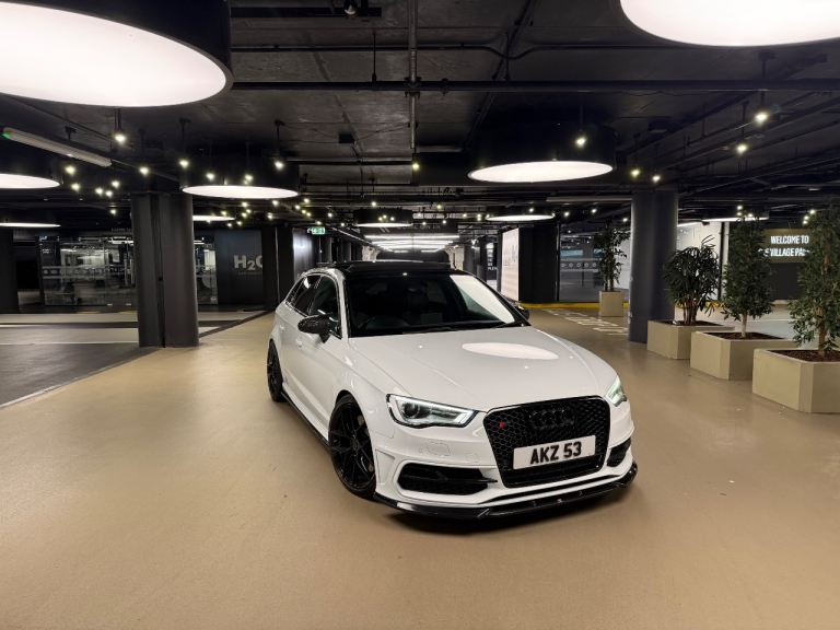 Audi, A3, Hatchback, 2015, Semi-Auto, 1984 (cc), 5 doors