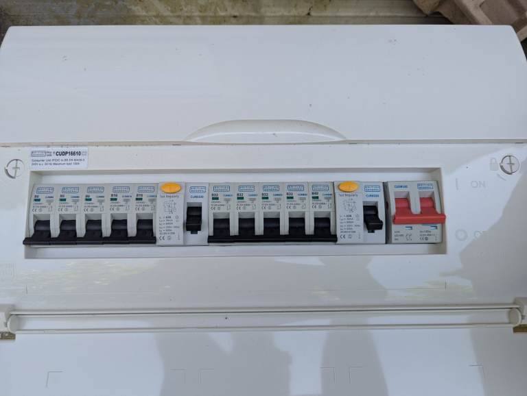 Brand New British General Consumer Unit 