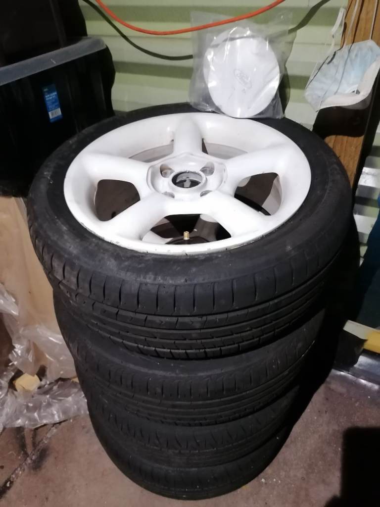 Ford Alloy wheels 