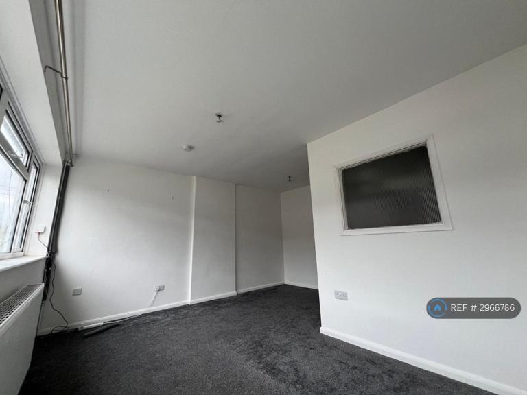 1 bedroom in Millfield, Sittingbourne, ME10 (#2966786)