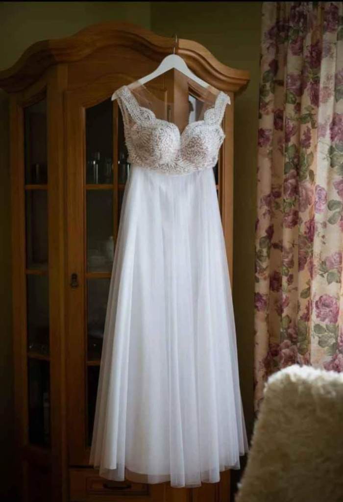 Unique Wedding Dress – Perfect Condition- Size 36