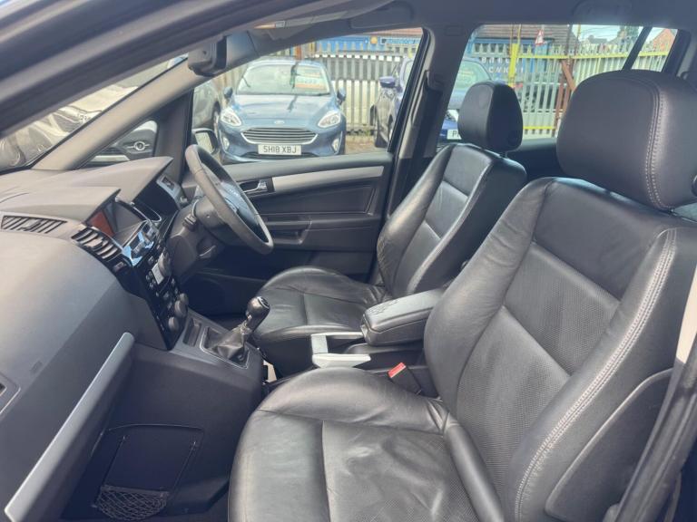 2009 Vauxhall Zafira 1.8i Elite 5dr MPV PETROL Manual
