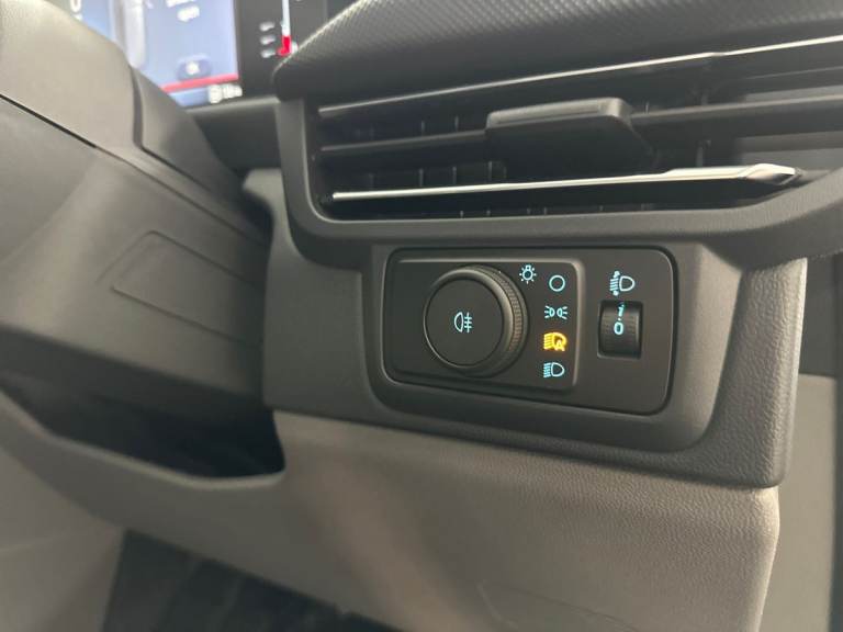 2025 Ford Transit Custom 300 SWB 2.0 Tdci Limited 136PS Van Diesel Manual