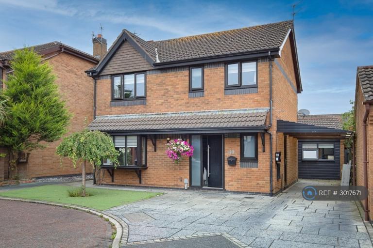 4 bedroom house in Beaumont Gardens, Poulton-Le-Fylde, FY6 (4 bed) (#3017671)