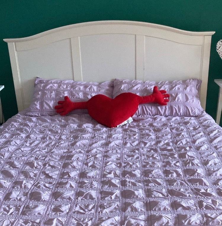 Lilac Double Duvet Cover and Pillowcases – Good Condition