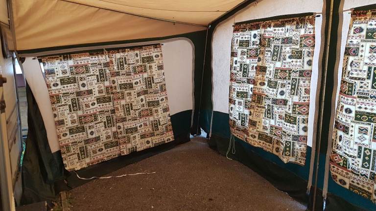Curtains for caravan awnings, sets of 8.