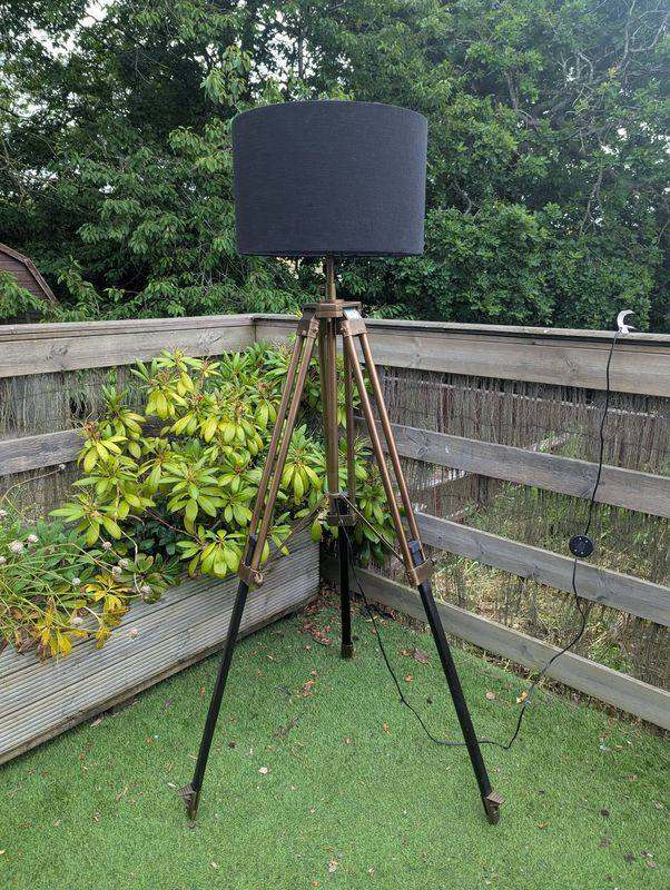 Vintage style tripod floor standard lamp