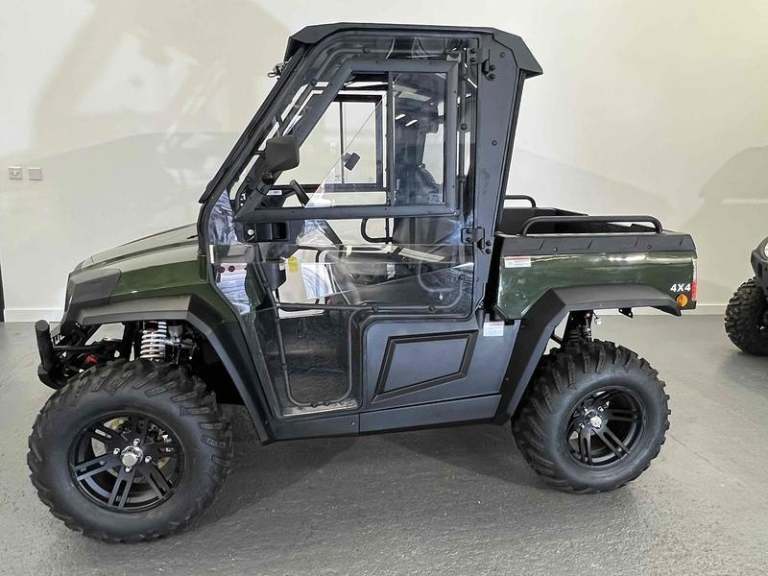 Hisun Vector E1G UTV - similar to Gator, Ranger, M