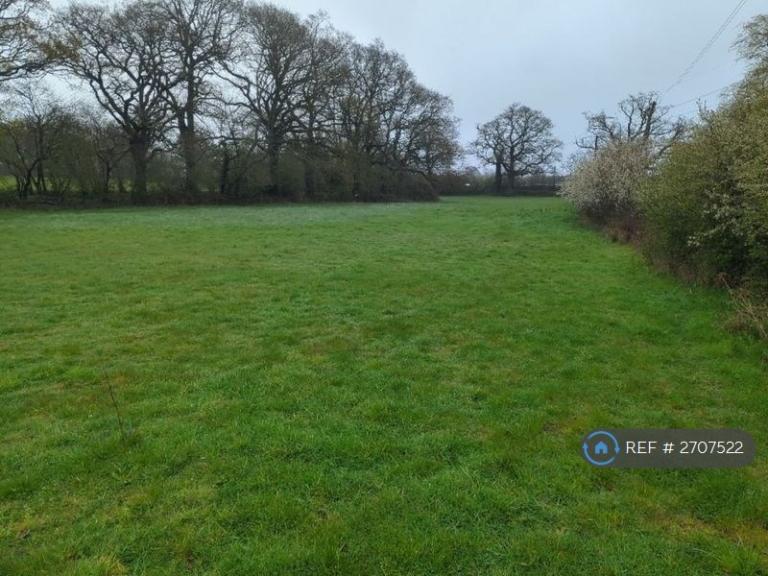 3 bedroom house in Maplehurst Road, West Grinstead, Horsham, RH13 (3 bed) (#2707522)