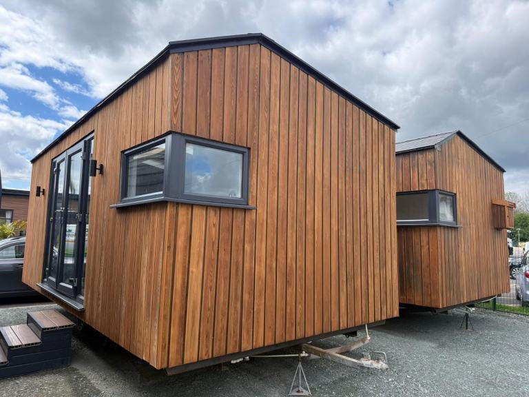 20ft X 11ft GLAMPING POD • WOOD CLAD • VELUX WINDOWS • £17,995
