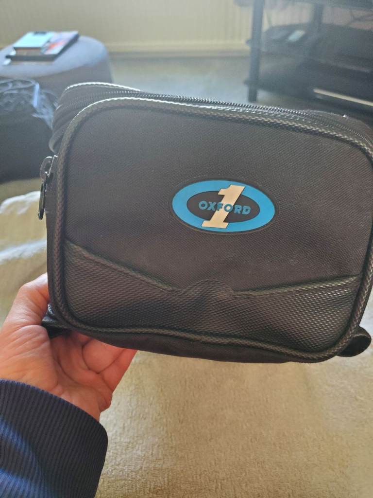 NEW. REDUCED. Oxford 1St Motorcycle Expanding Magnetic Tank Bag.